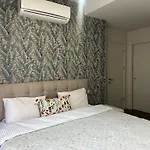 4+1 *
