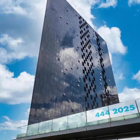 4+1 Apartment *
